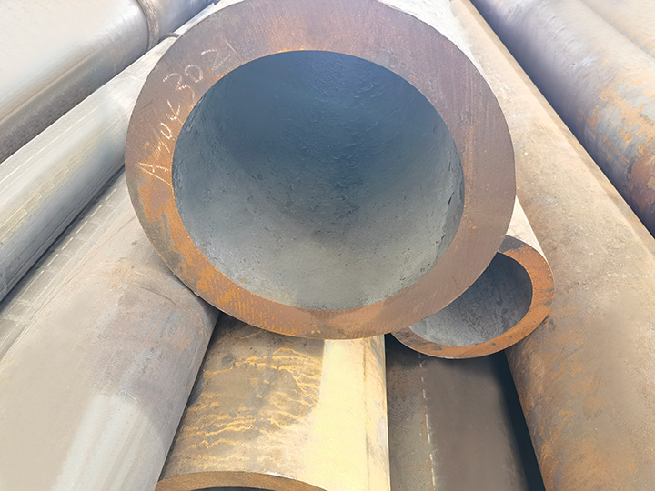 Boring tube