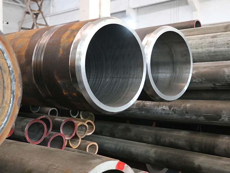 Customized oil cylinder